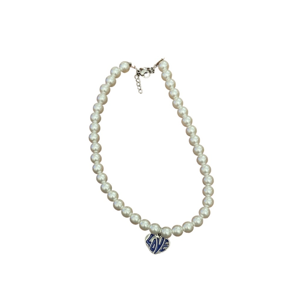 Brandy melville Pearl love necklace